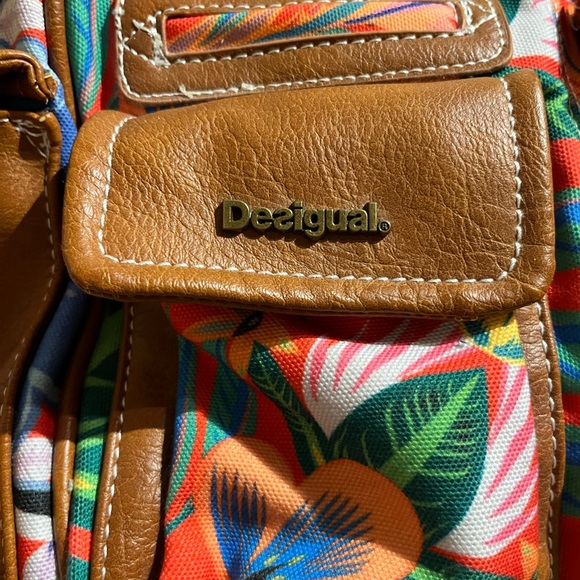 Great condition Desigual bag multi colour with camel leather and top zipper - Picture 5 of 8